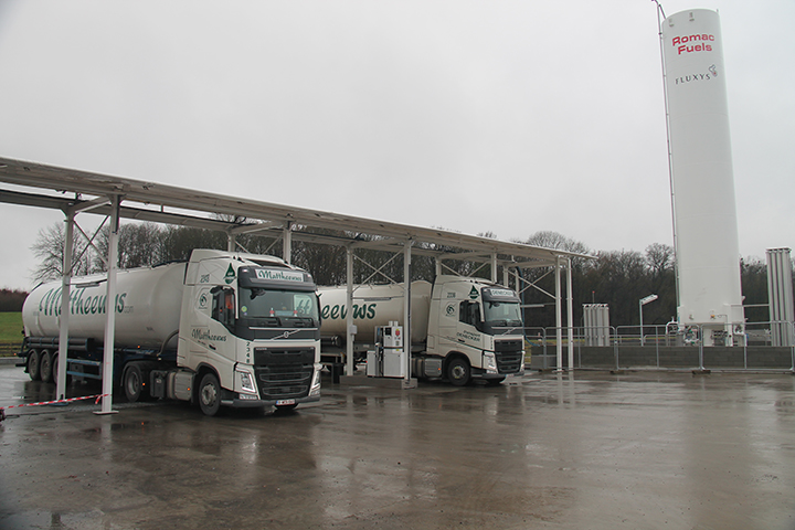 Fluxys and Mattheeuws open LNG fuelling station for trucks in Houdeng